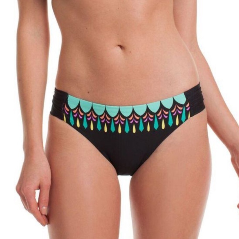 Trina Turk Sunburst Shirred bottom